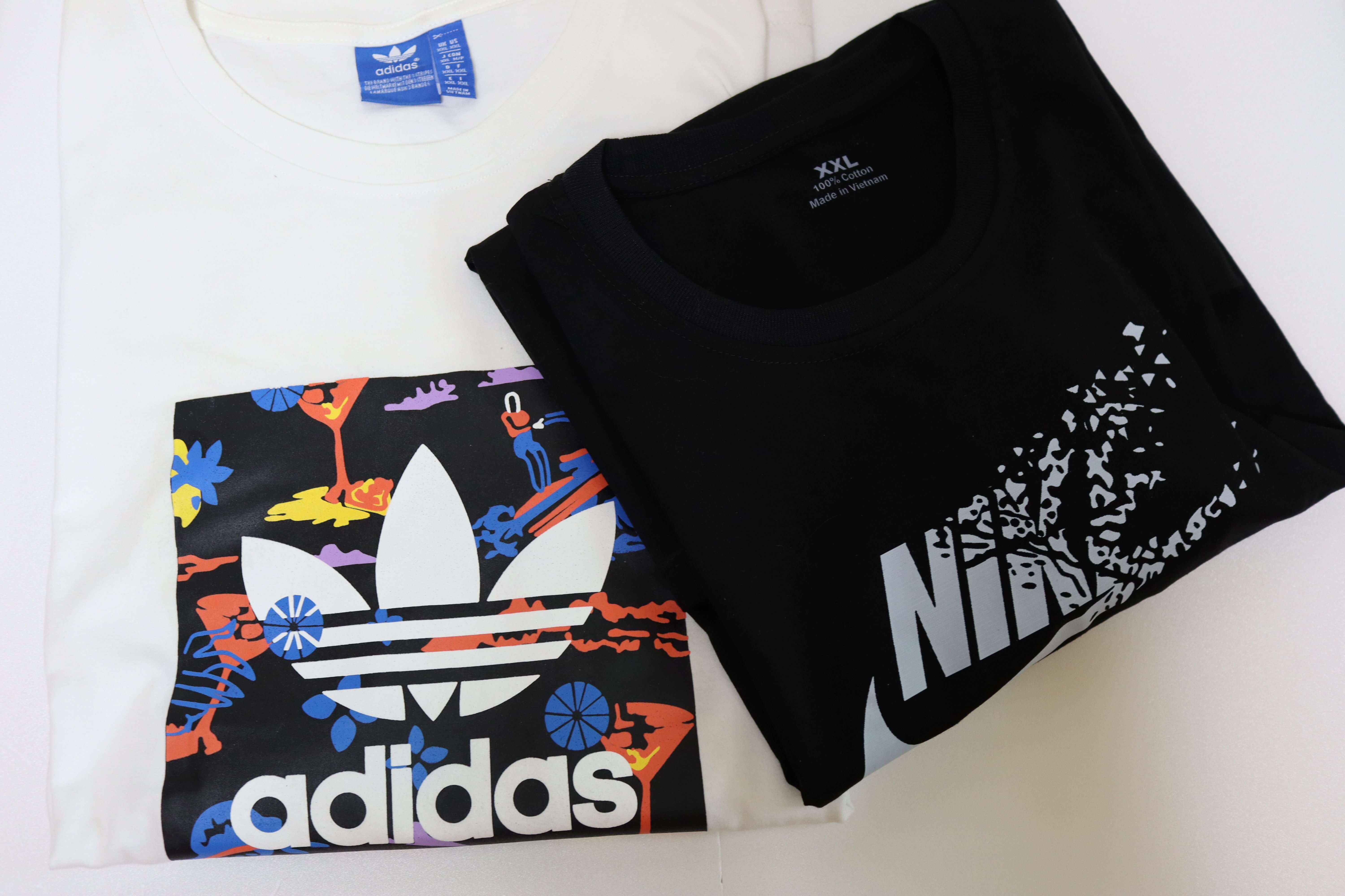 나트랑-담시장에서-구입한-티셔츠-2개