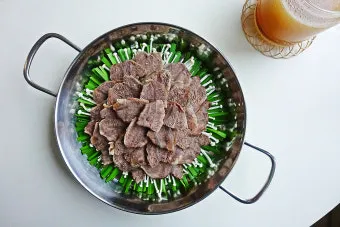 아롱사태 수육 전골 소스 맛있는 소고기 아롱사태 수육 삶는법 완벽 레시피_10