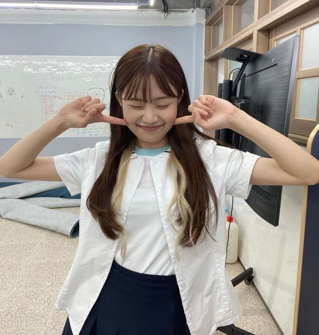 언더커버 미쓰홍 최지수 강노라