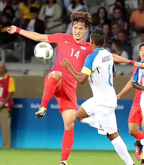 박용우 축구선수