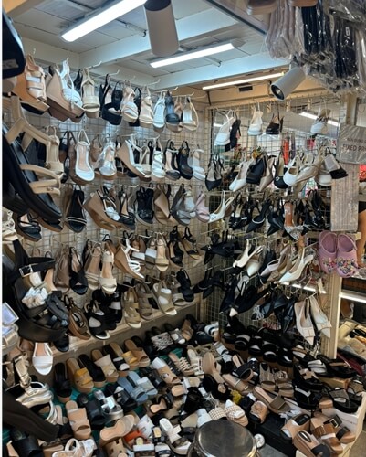 호치민-벤탄시장-근처-신발-정찰제-구두