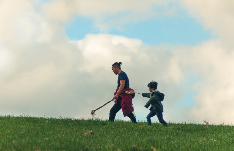 아기의 언어 발달과 부모가 아기와 대화를 나누는 시기에 대해