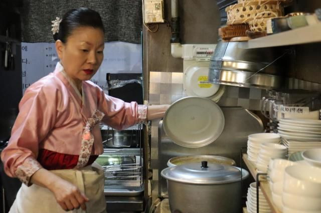 '이모카세' 김미령 월 매출 1억 5천만 원! 흑백요리사 6위의 성공 비결과 식당 위치&middot;주소&middot;예약 정보 완벽 정리