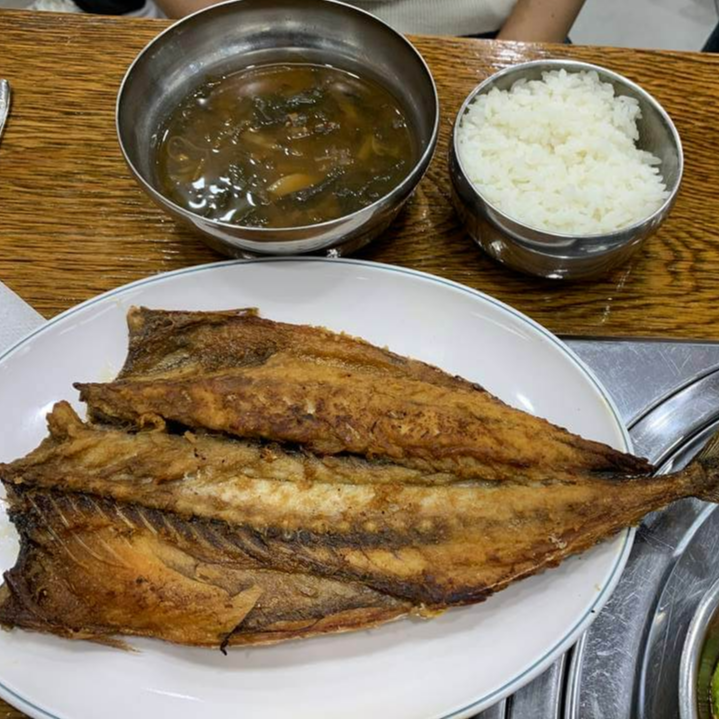 늘 음식점 고등어 구이