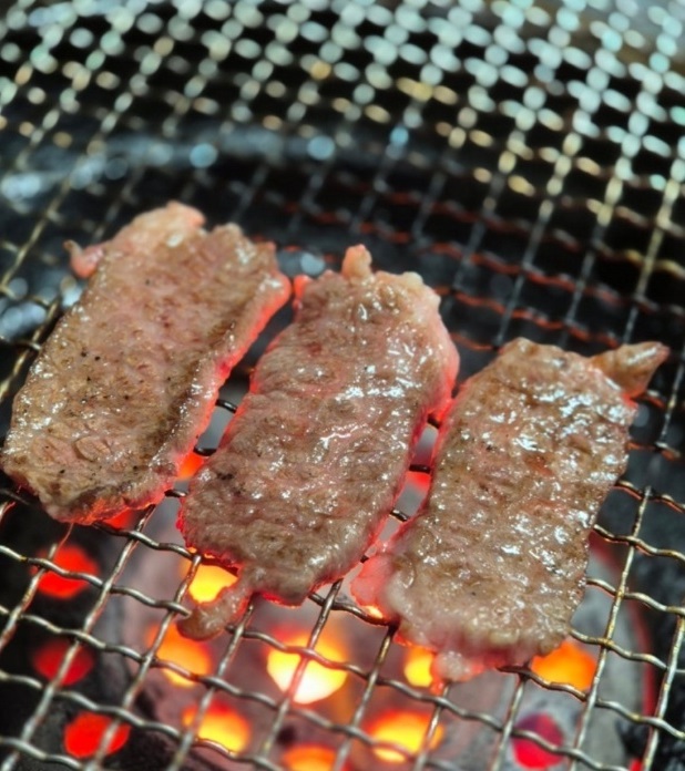 문경-육사시미-영팔식육식당