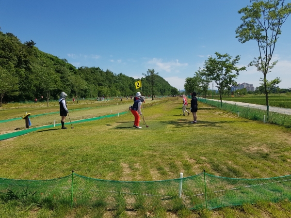 송백리 어르신 체육시설 파크골프장 소개