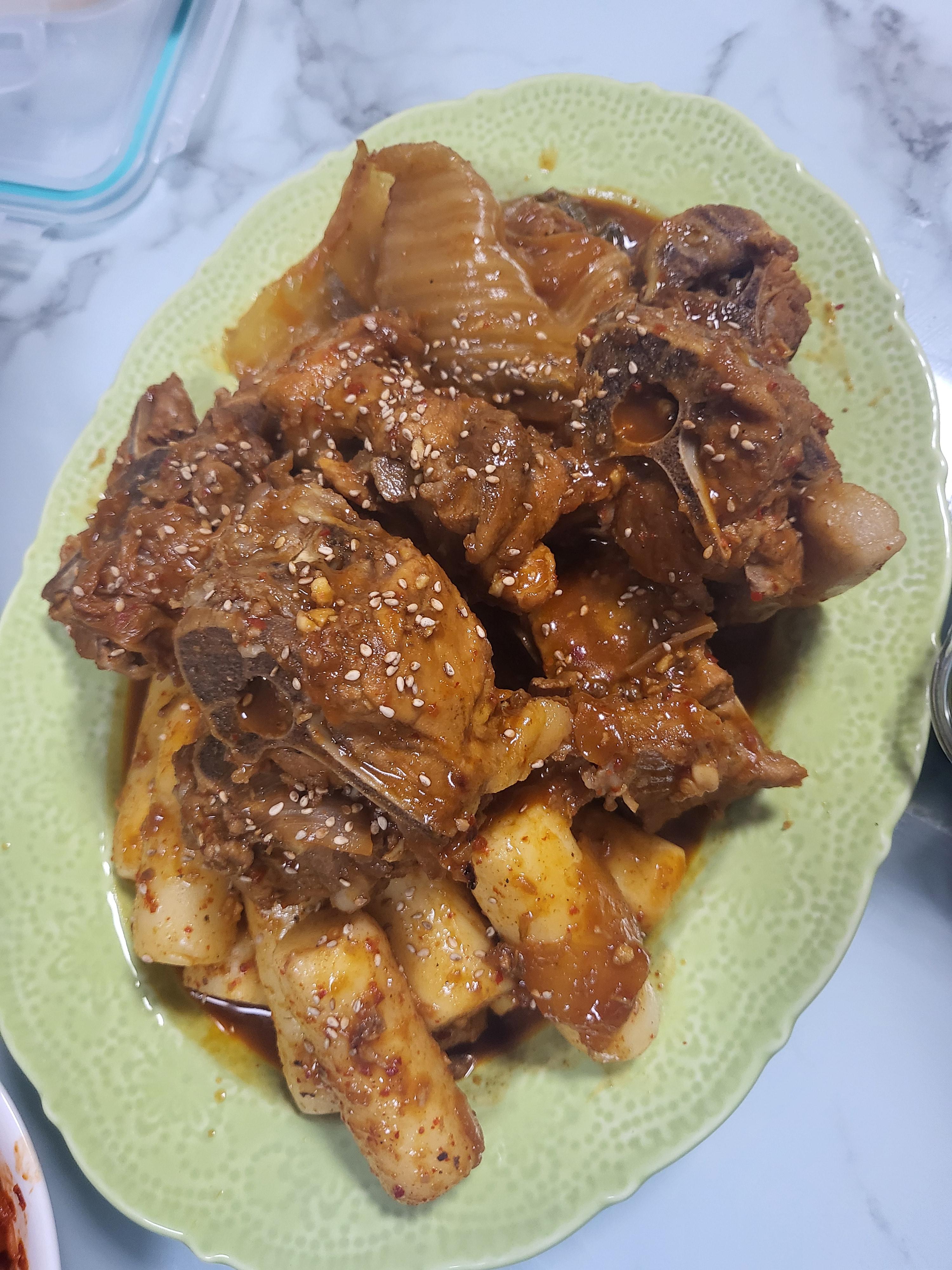 묵은지 뼈찜만들기