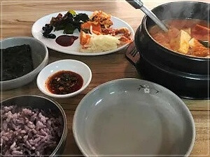노포 식당 내부 전경