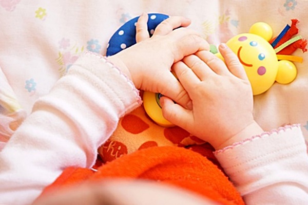 신생아 장난감 추천, 감각 발달을 돕는 최고의 선택