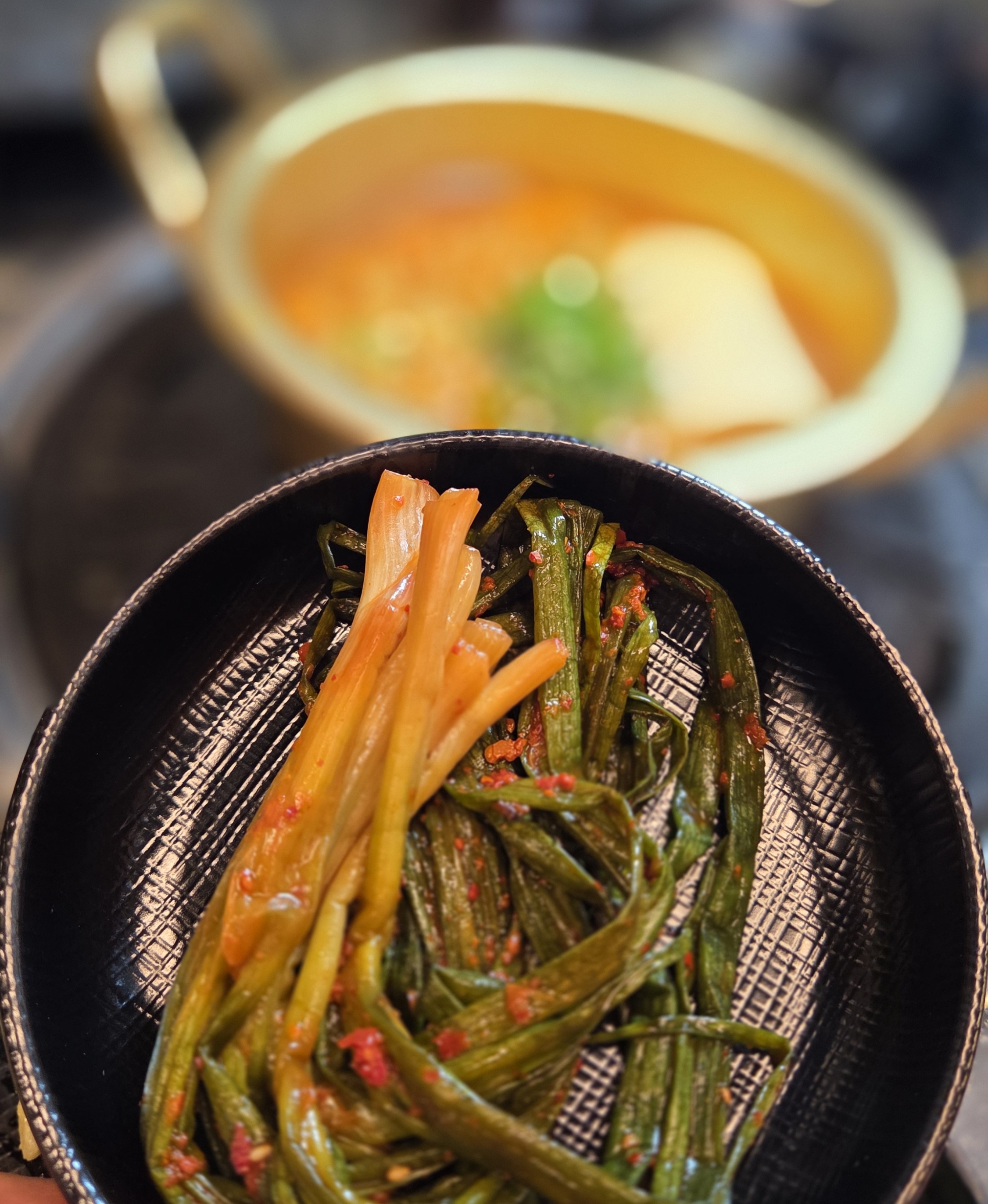 냄비라면에 제공되는 파김치