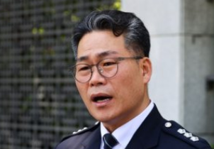 백해룡-사진2