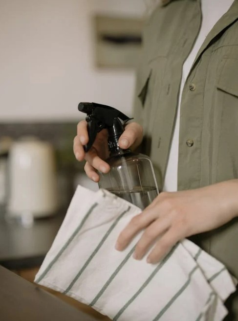 곰팡이 제거제 추천과 효과적인 사용법 총정리