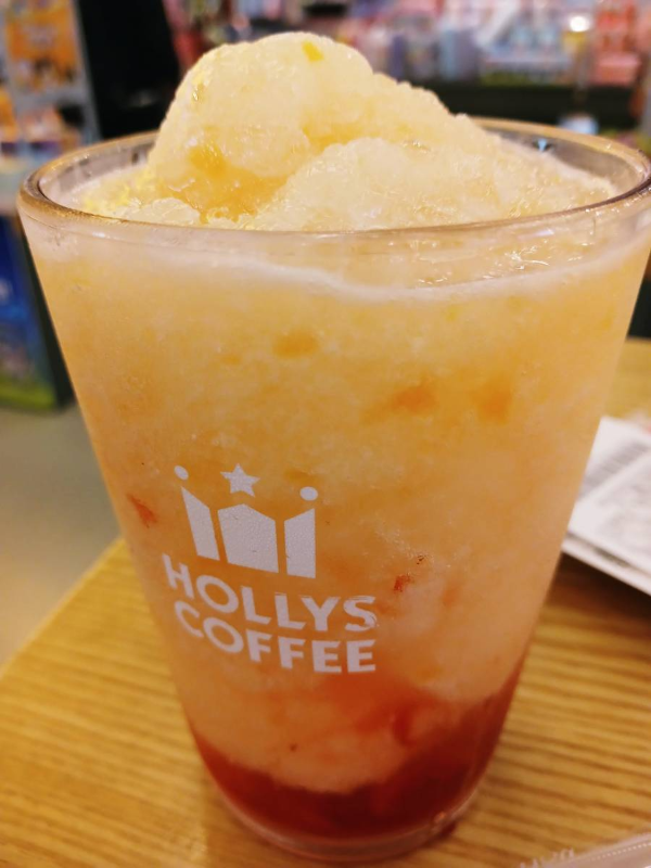 용산 할리스 피치딸기크러쉬