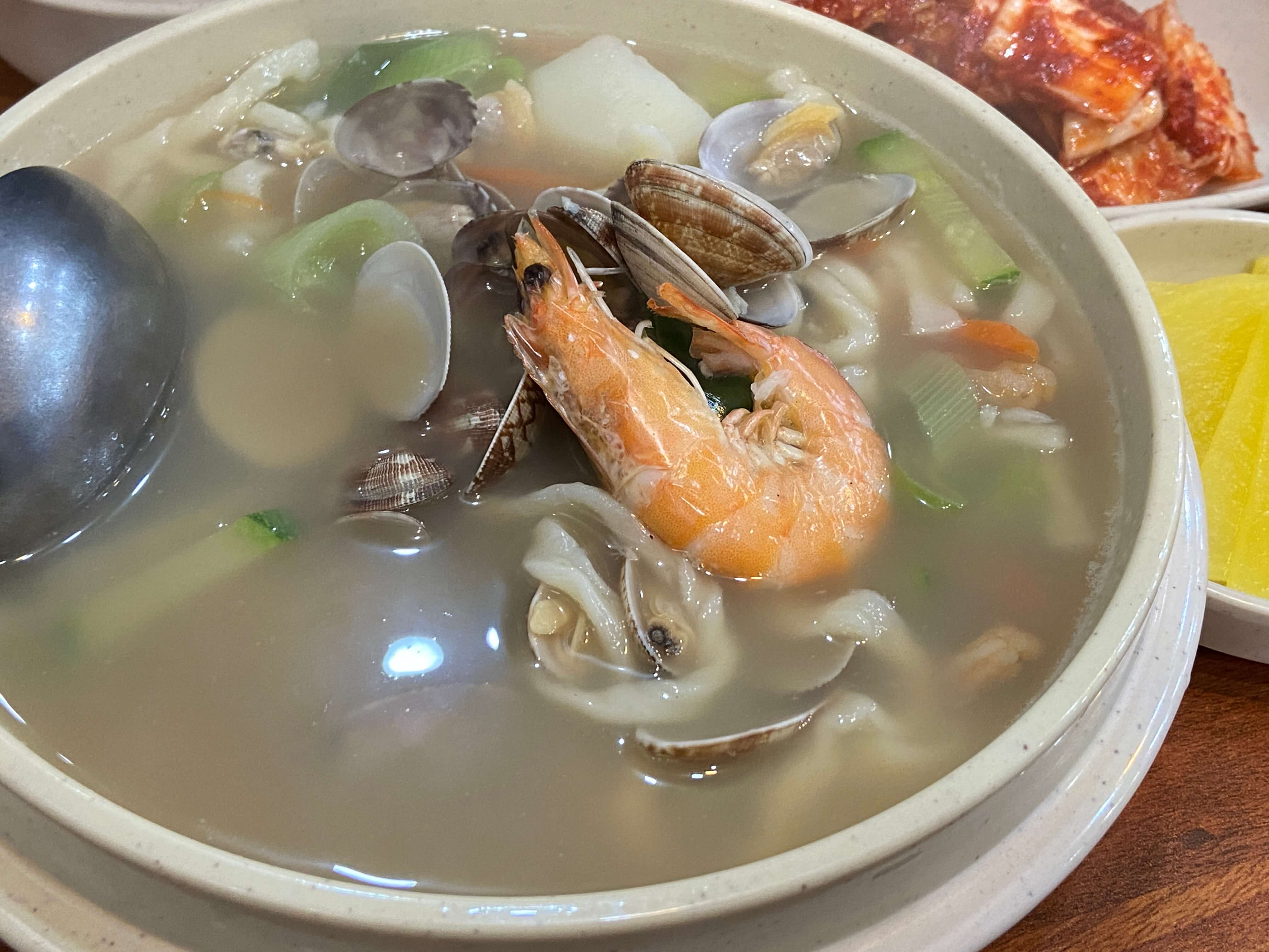 산촌칼국수 바지락칼국수