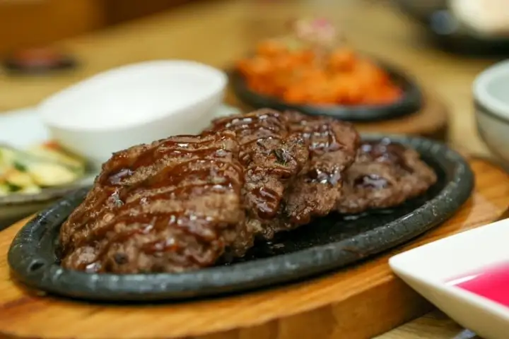 대전 중리전통시장 장어뼈탕 반찬 떡볶이 한식 회 찐빵 만두 떡갈비 맛집 전국 택배 주문 가볼만한 곳 추천
