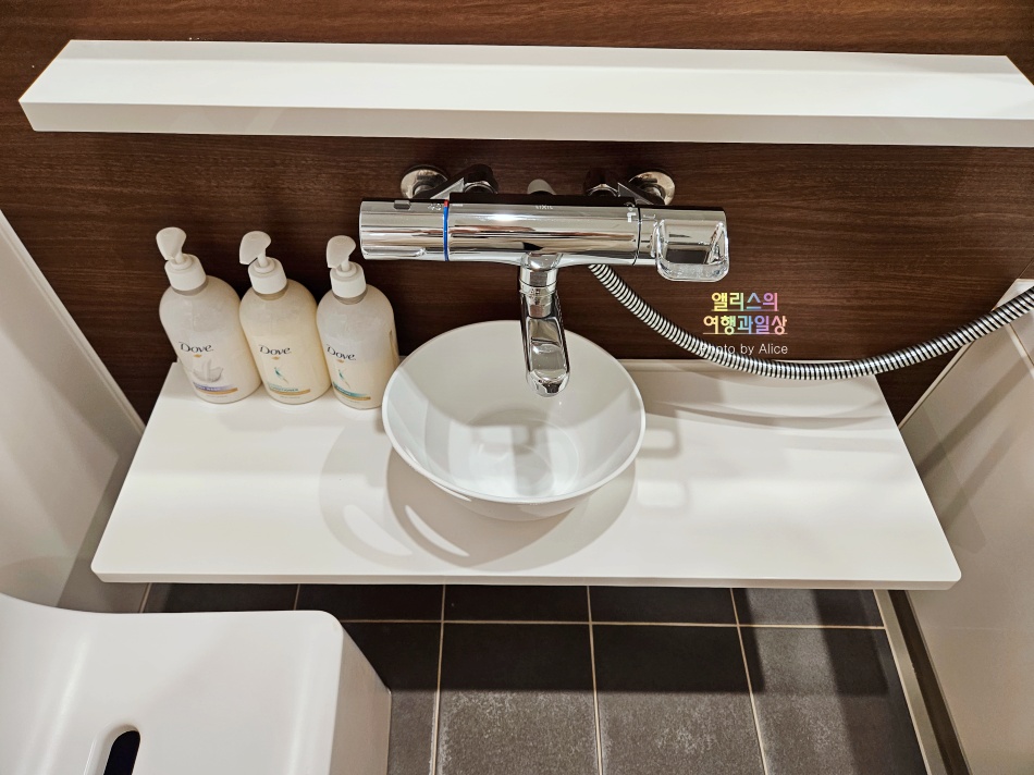 홀리데이 인&amp;스위트 신오사카 트윈 스튜디오 스위트 룸 솔직후기