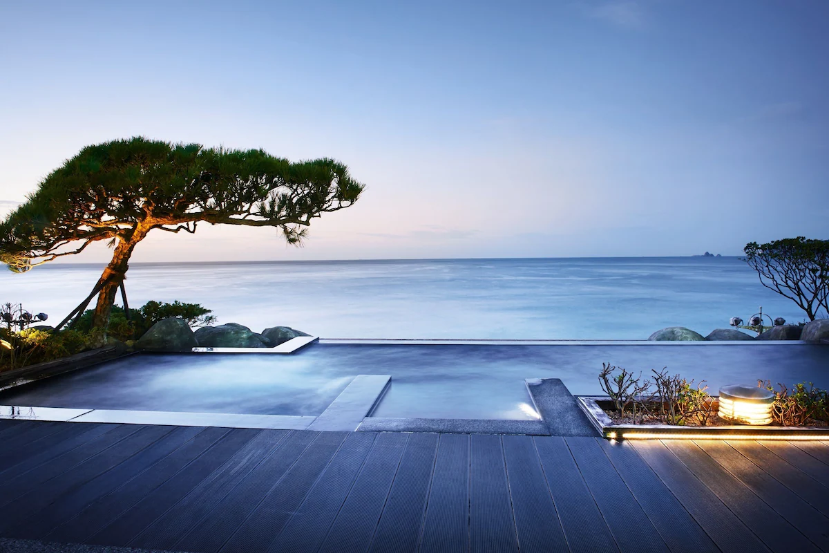 호텔스닷컴 23년 2월 호텔 할인코드 25% 할인 (~12.31) 부산 5성급 호텔 야외 온수풀 추천 BEST 05