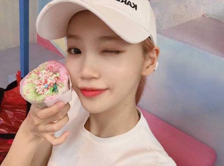 김채원 사진 모음 김채원 사진 모음