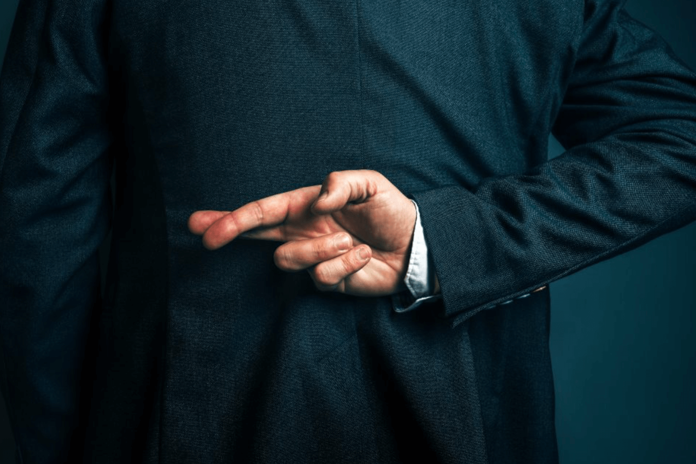 거짓말-하는-사람