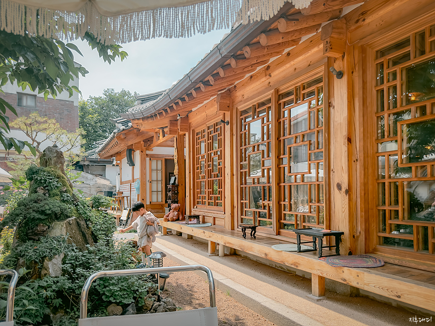 수원 행궁동 한옥 카페 경안당