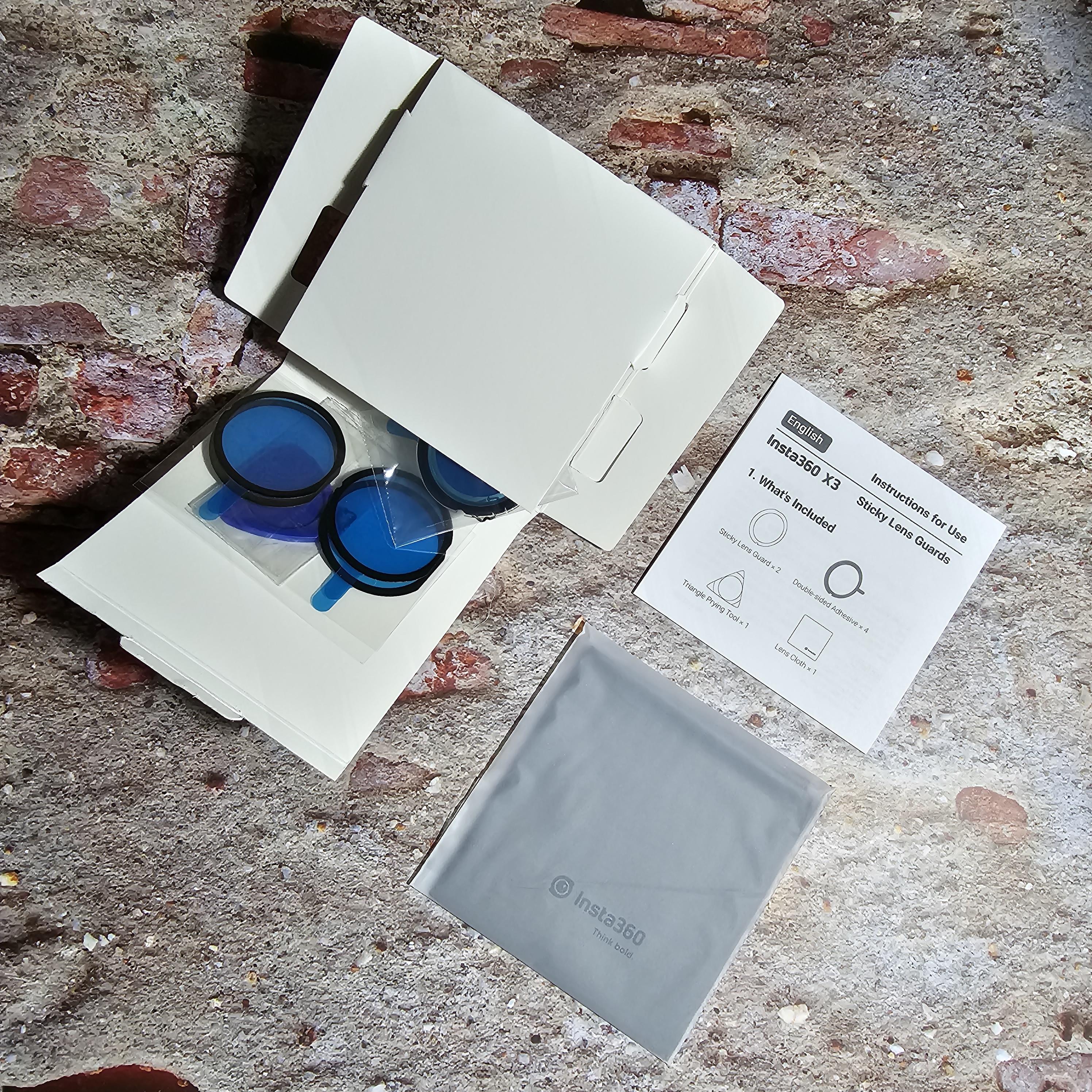 인스타360 X3 렌즈 가드 박스 오픈 사진