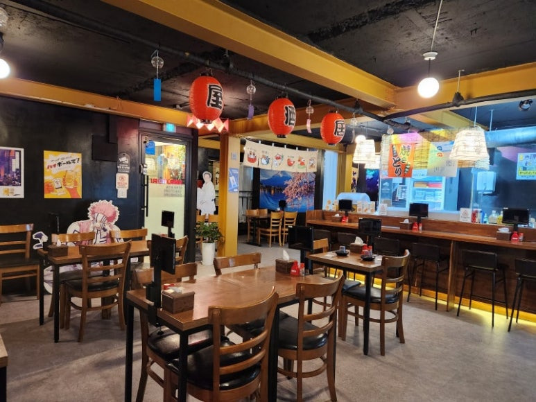 홍대 이자카야 꼬치집 '히노토리'