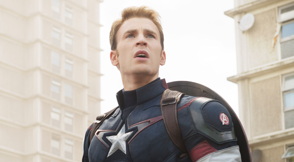 크리스 에반스의 대표작 어벤져스 스틸컷