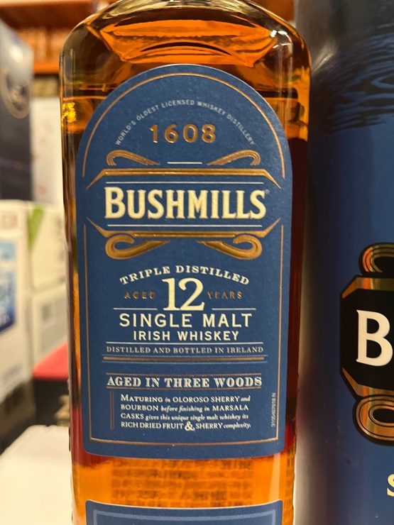 부쉬밀 12년 위스키 라벨