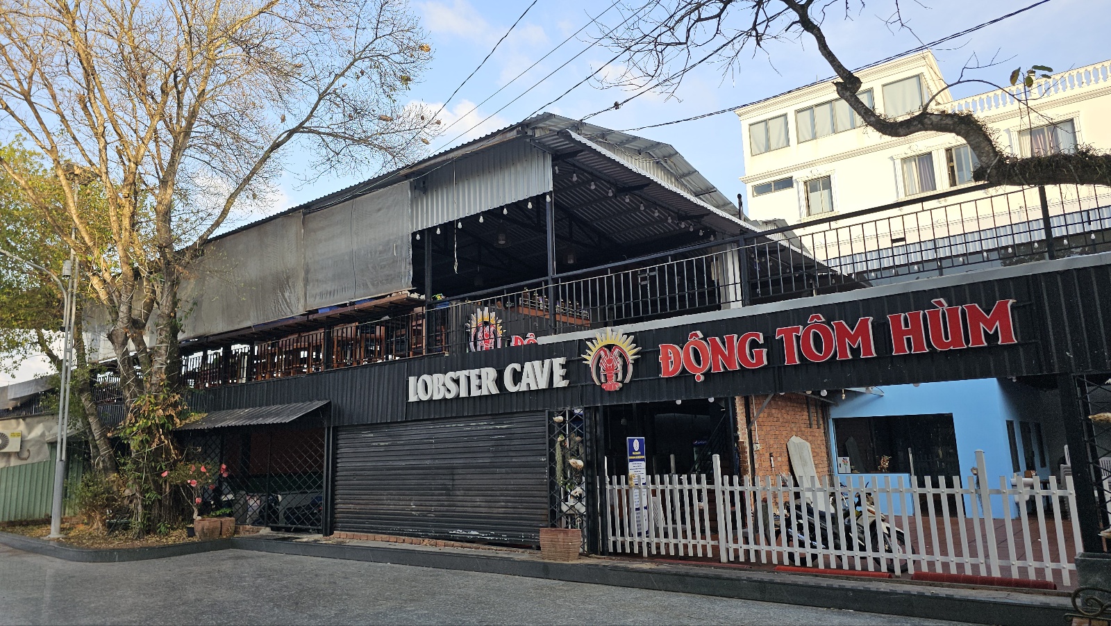 [25.3월] 푸꾸옥 #4&amp;#124;씨쉘 호텔 근처 아침 산책-딘까우 사원(Dinh Cau Temple)