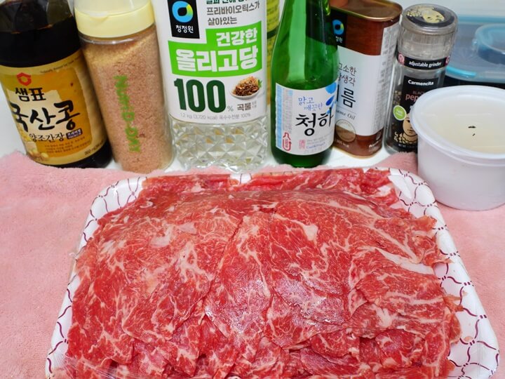 소고기와 양념들