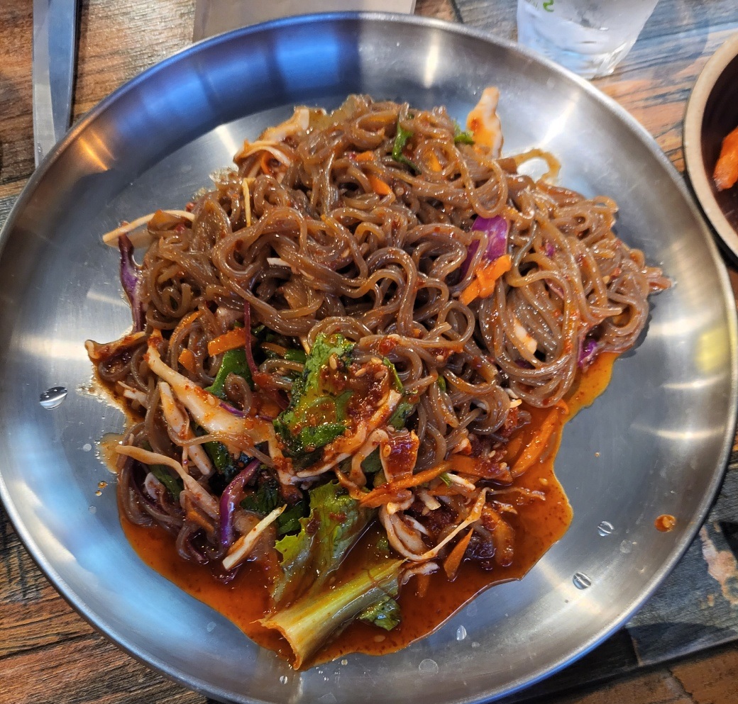 족발신선생 서비스 막국수