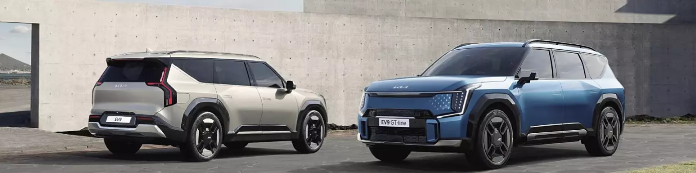 EV9 2대가 마주보고 있다