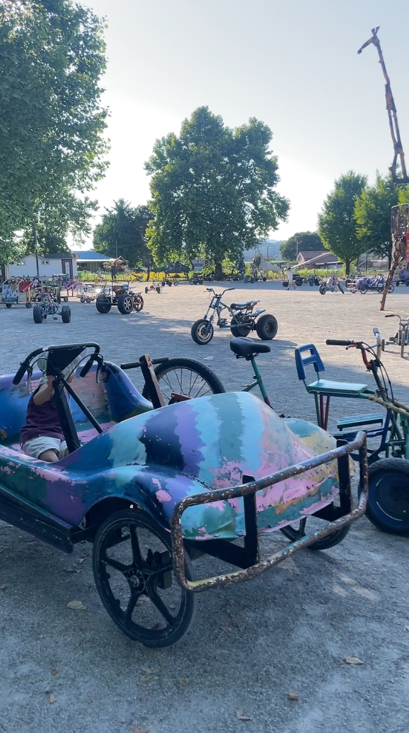 오대호아트팩토리 실외놀이터 이색자전거