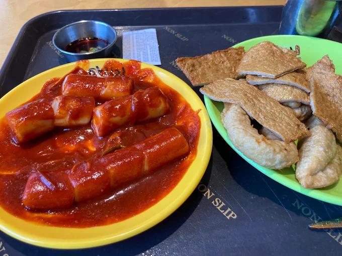 부산 40년 떡볶이집 '다리집' 본점