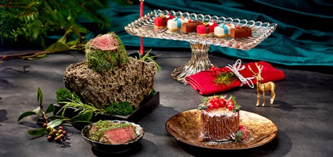 ELEGANT DINING IN HOLIDAY