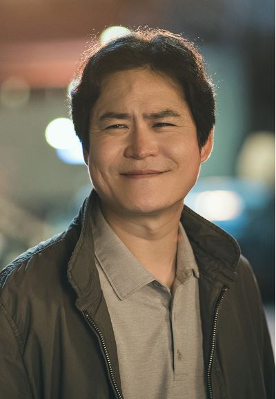 열혈사제 2 김성균