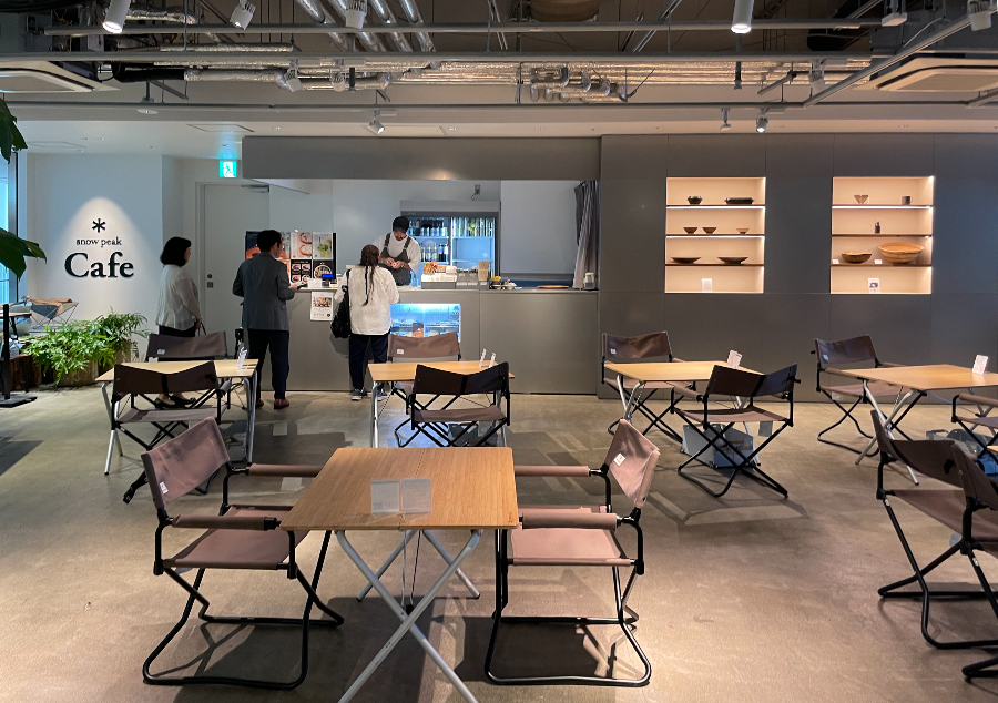 도쿄역 킷테 마루노우치 타워 실내매장