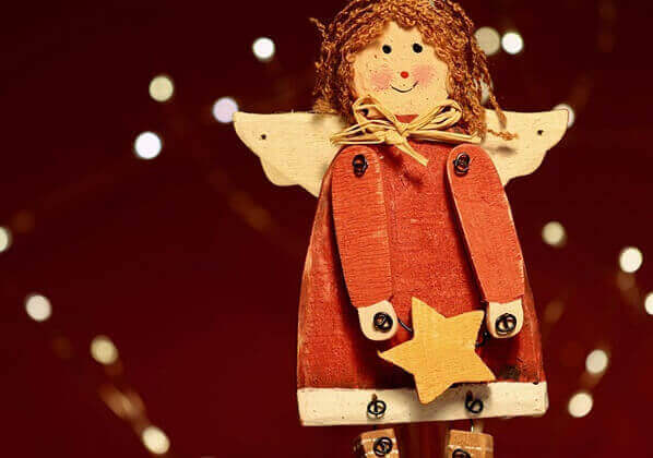별을-든-소녀-나무인형