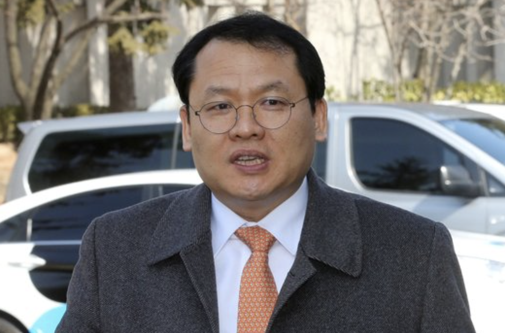 강신업 논란