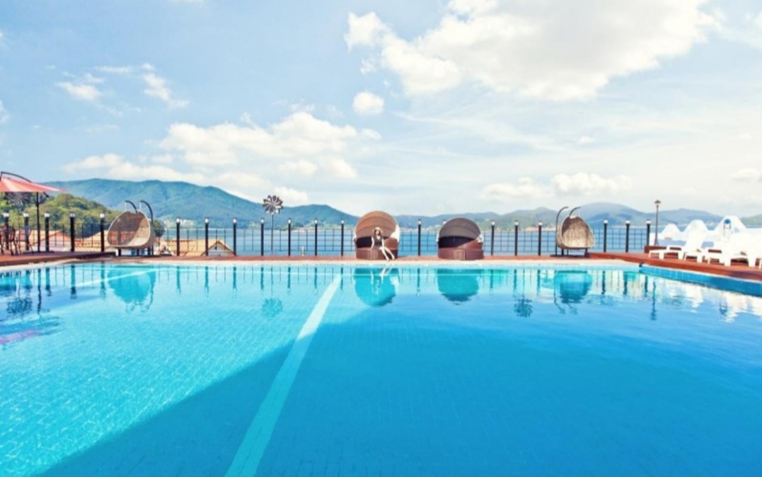 바다그리고 펜션 야외 수영장