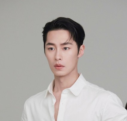 이재욱 배우