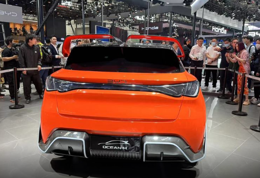 비야디오션 M 엔진 및 연비