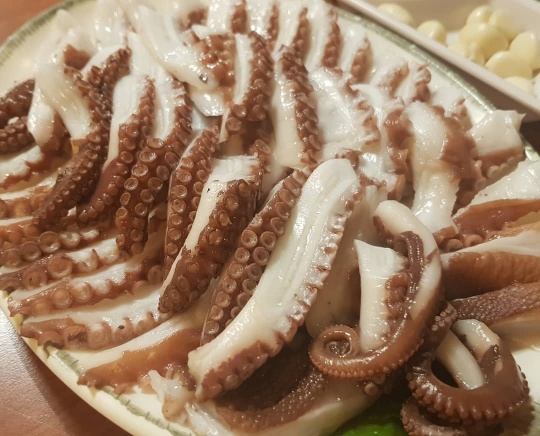 강남 논현동 문어요리 '돌곰네'