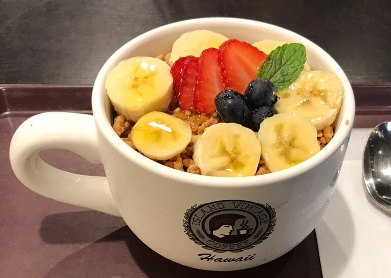 아일랜드 빈티지 아사이볼의 전체적인 모습을 보여주는 사진입니다.