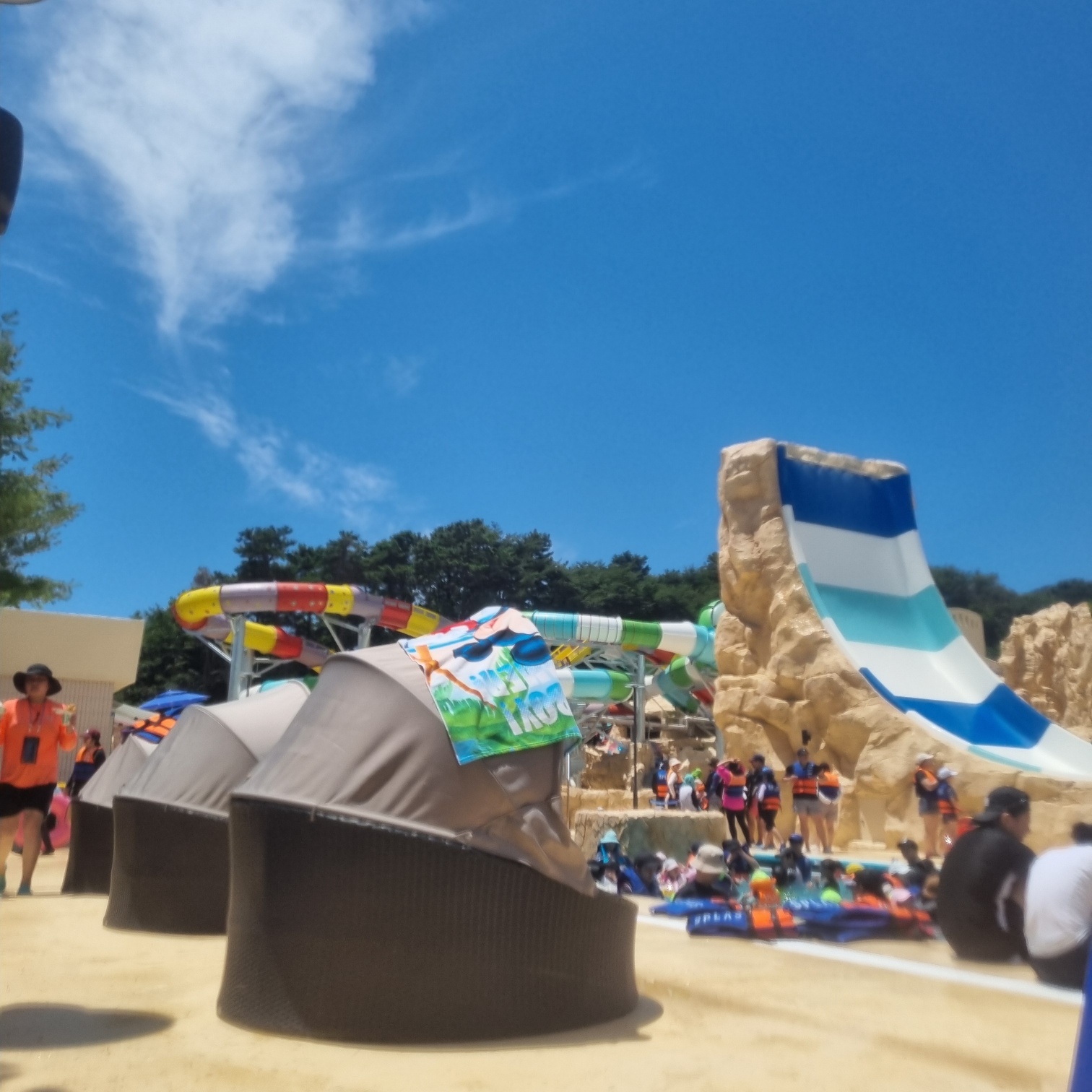 2025 덕산 스플라스 워터파크│온천수 워터파크&middot;워터슬라이드&middot;스파존 완전정복