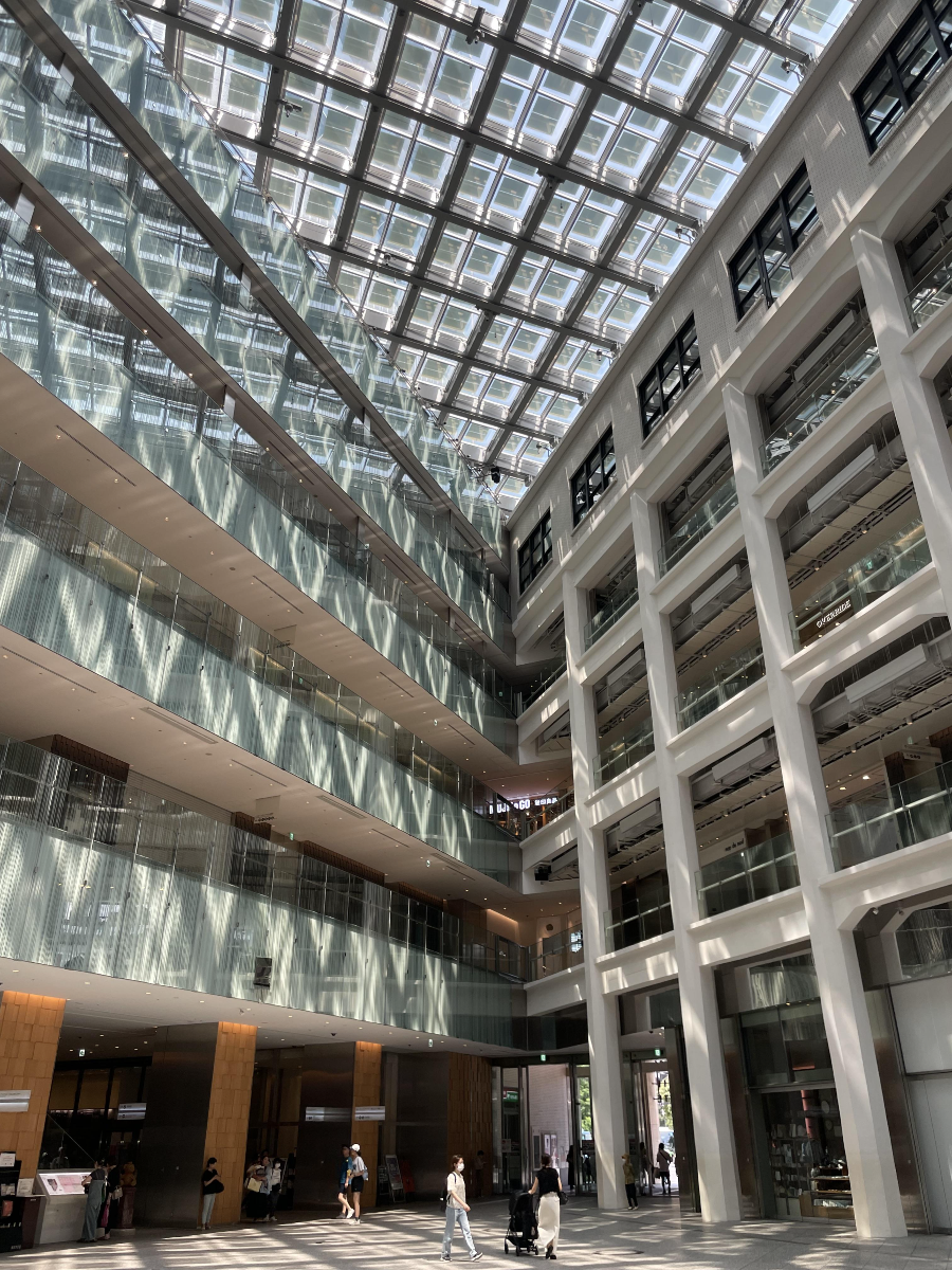 도쿄역 킷테 마루노우치 타워(구.도쿄 중앙 우체국) 천장