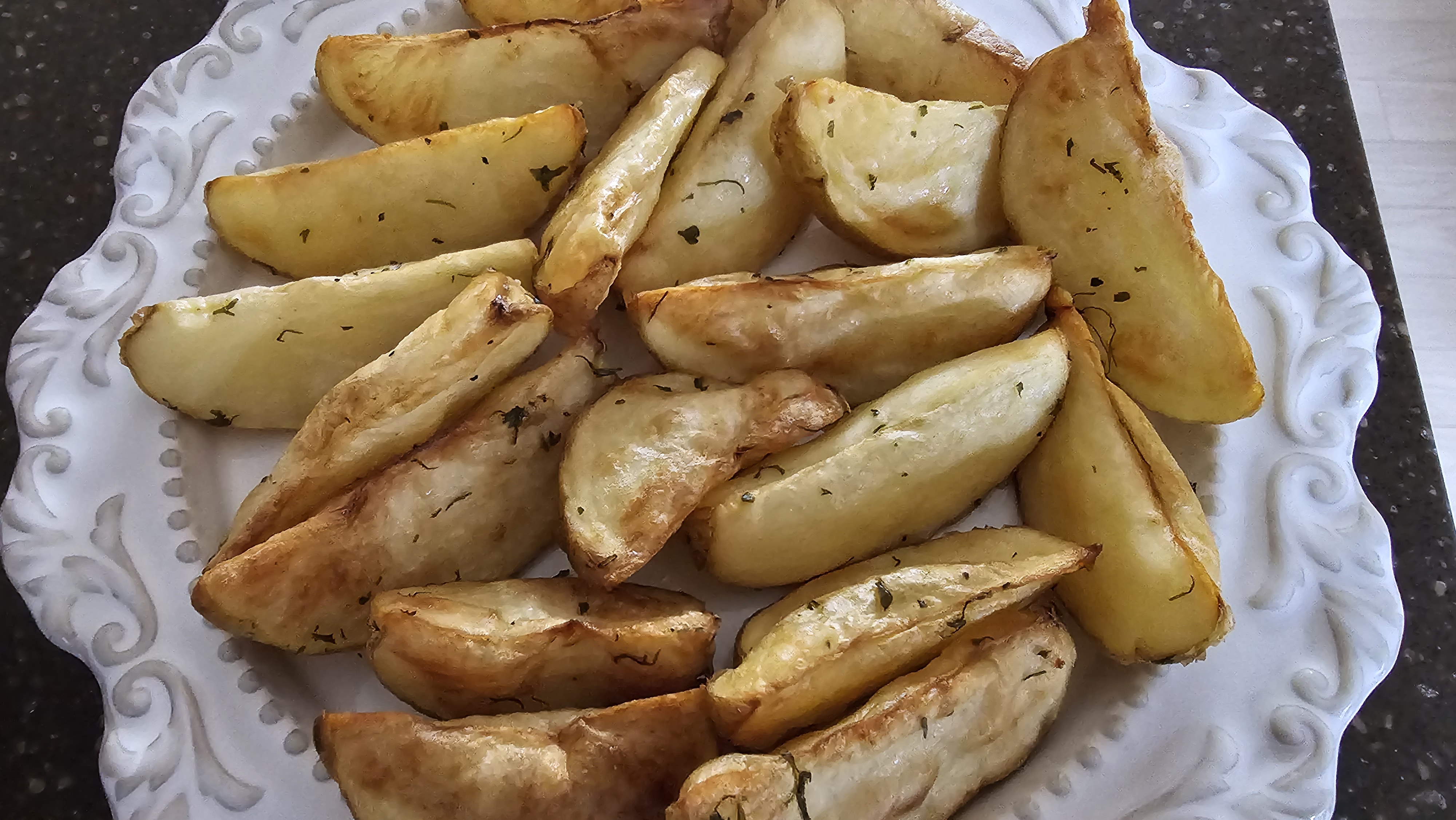 겉바속촉 맛있는 웨지감자