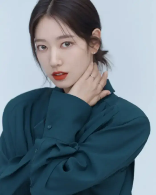 배우-박신혜-사진