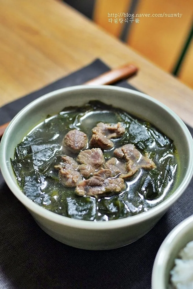 미역국 맛있게 끓이는 방법과 깊은 맛 내는 팁_4