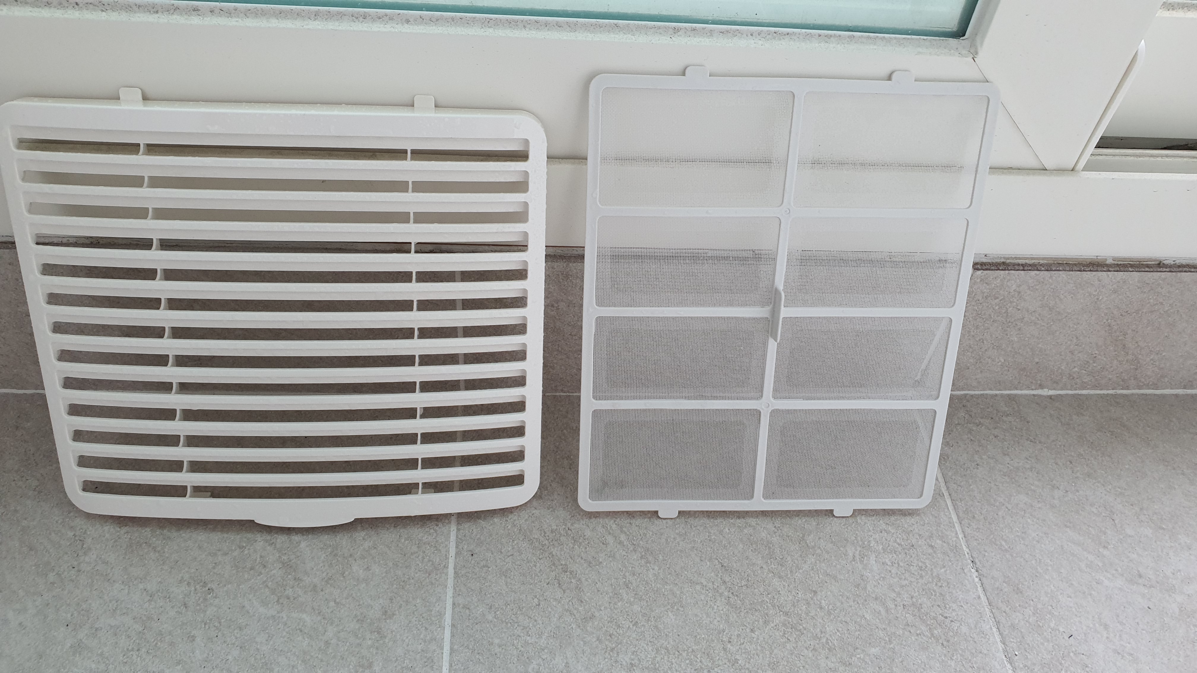 위닉스-제습기-필터-청소-세척